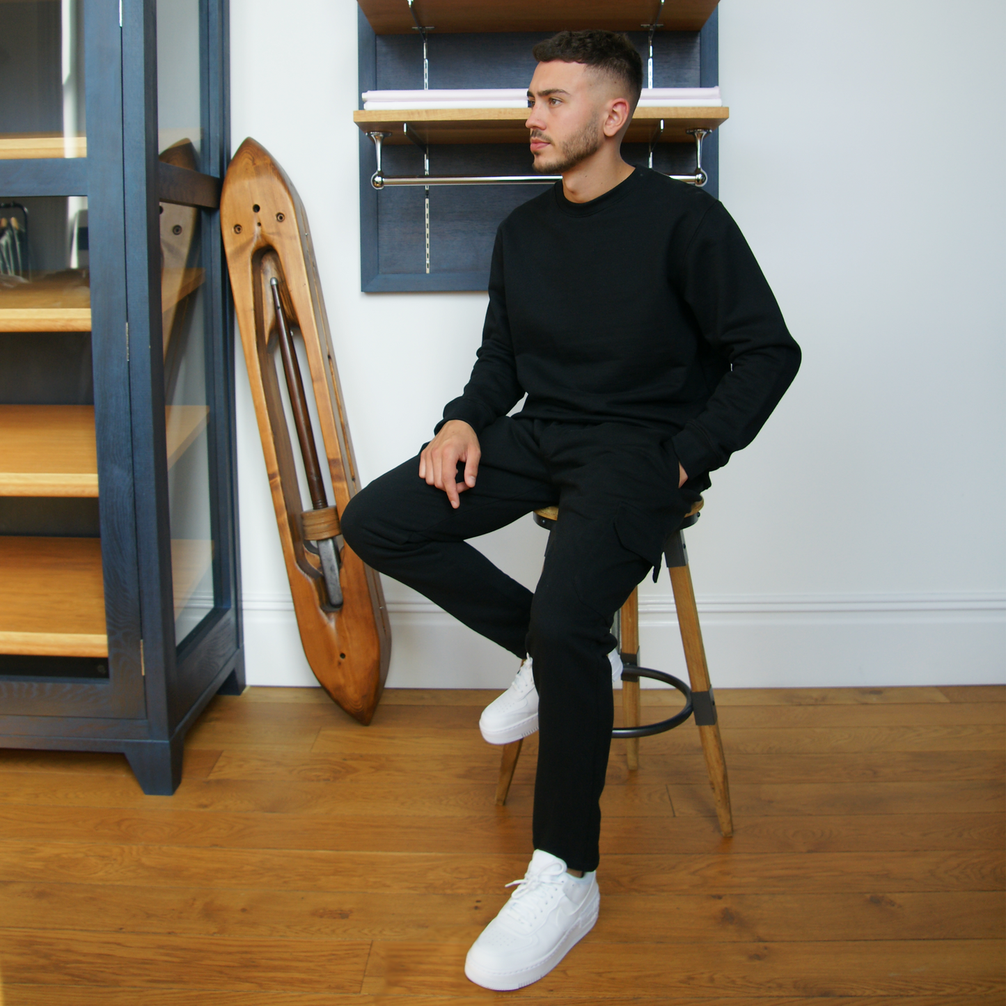 Richard Premium V-Detail Heavyweight Sweatshirt