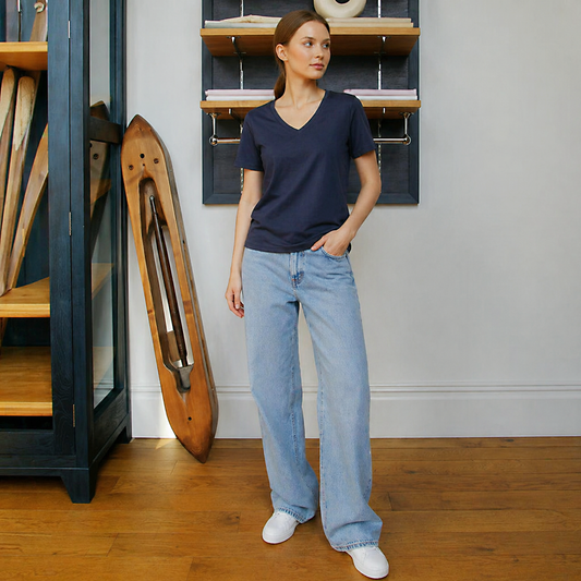 Zoe Smart Loose Fit Lightweight T-Shirt